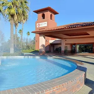Hotel Red Lion Woodlake Conference Center